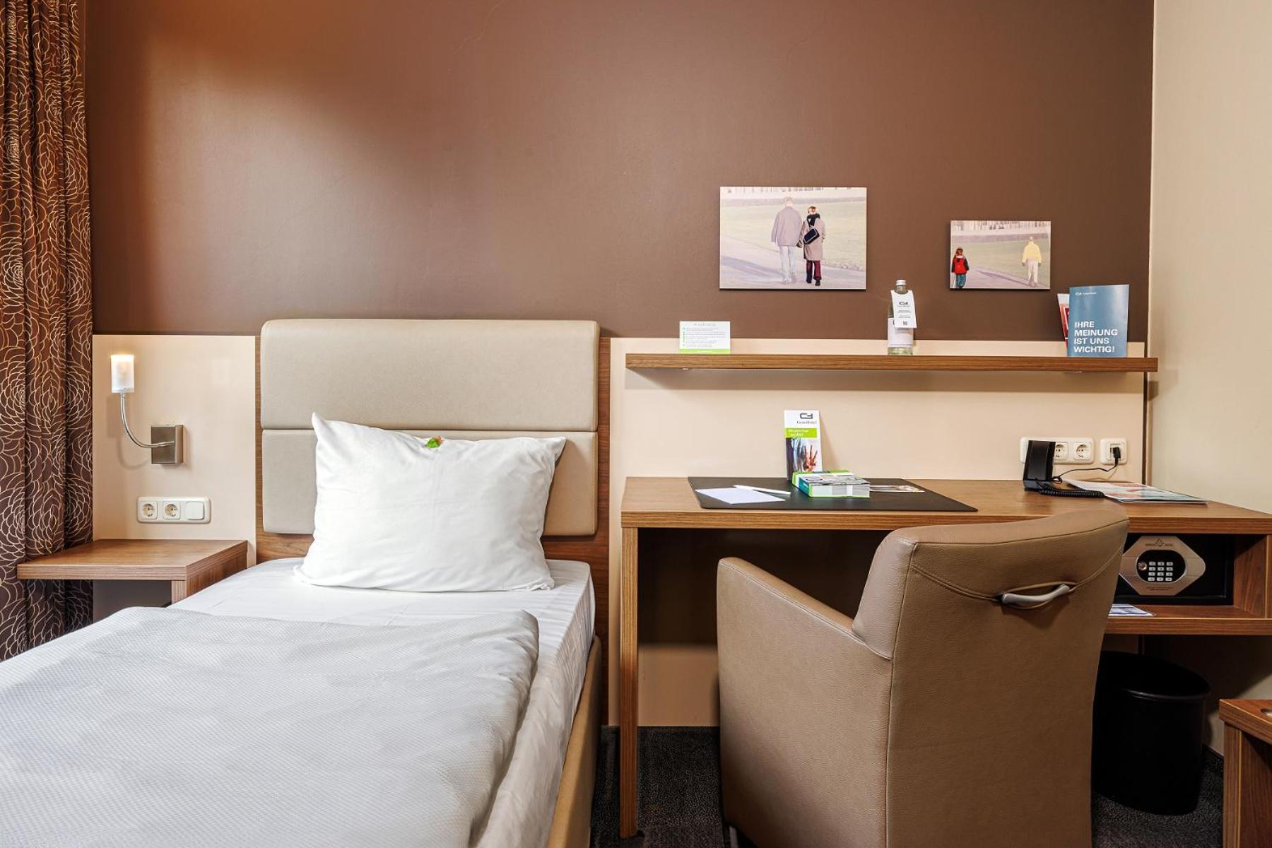 Genohotel Forsbach Росрат Экстерьер фото